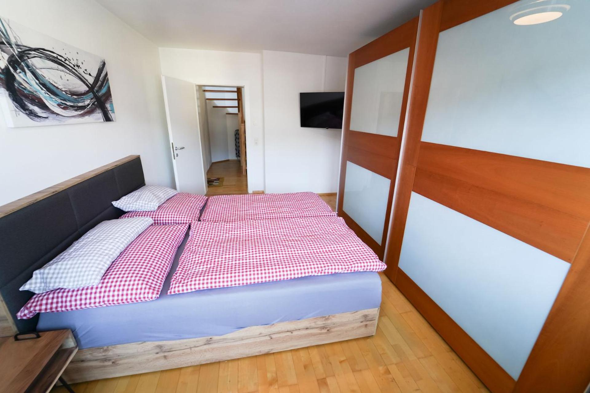 Schlafgut Kuessler - 70M Vom City Express Zell am See Zewnętrze zdjęcie