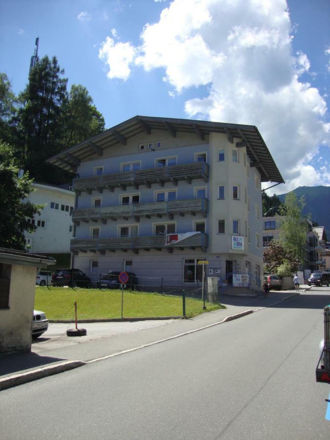 Schlafgut Kuessler - 70M Vom City Express Zell am See Zewnętrze zdjęcie